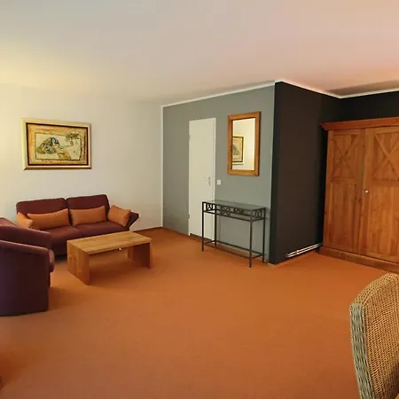 Hardtwald فندق 4*